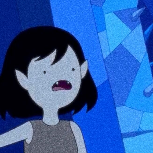 Marceline Pfp Short Hair, Marceline With Short Hair, Marceline And Pb Matching Pfp, Adventure Time Marceline Short Hair, Marceline Pfp Adventure Time, Pfp Adventure Time Marceline, Lesbian Marceline Icons, Adventure Time Characters, Adventure Time Marceline