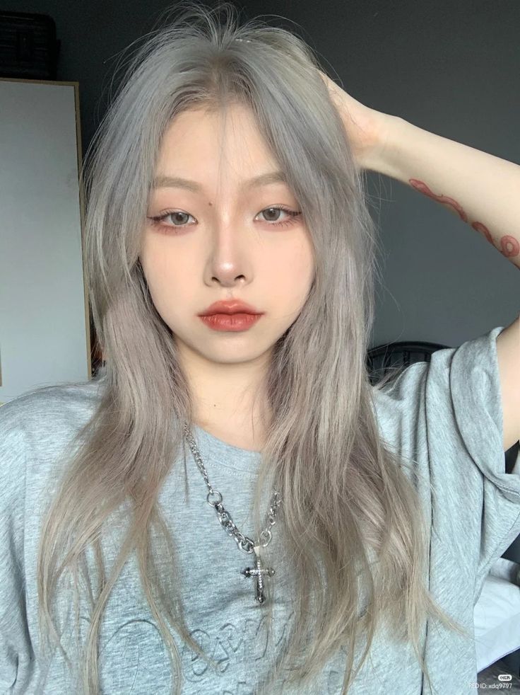 Blonde Hair Korean, Blonde Asian Hair, Hair Korean, Ulzzang Hair, Hair Color Asian, Wedding Hair Colors, Blonde Asian, Korean Hair Color, Dyed Hair Inspiration