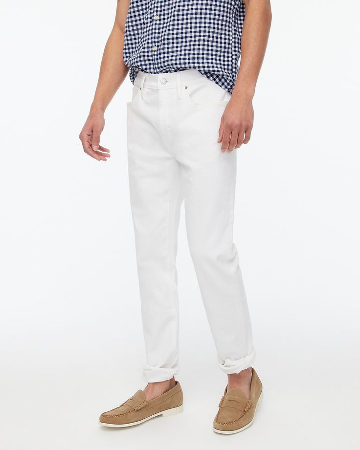 White Straight Fit Bottoms With Five Pockets, White Straight Fit Pants With Five Pockets, White Relaxed Fit Jeans With Tapered Leg, Classic White Straight Fit Jeans, Classic White Relaxed Fit Jeans, Classic White Jeans, White Tapered Leg Denim Jeans, White Tapered Leg Jeans, Classic White Tapered Leg Jeans