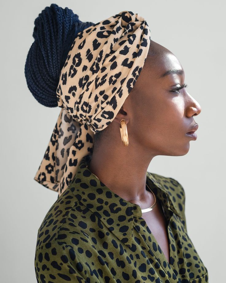 TO PUT IT BRIEFLY Inspired prints that feel like you. Each head wrap has a unique, care-free flair. Made with premium quality fabrics that are easy to style. Our intuitive and classic approach to FLAIR’s design is reflective of our growing and expanding audience; which means anyone is welcome to discover their truest self. WHY YOU'LL LOVE IT Lightweight for comfort while wearing Perfect for wrappers of all skill levels Versatile, go-to prints Everyday wear COLOR STORY Grand Leopard in Cream is s Headwrap Styles, Soft Classic Kibbe, Headwrap Hairstyles, Reborn Toddler Girl, Classic Kibbe, African Hair Wrap, Chic Prints, Portrait Study, Leopard Head