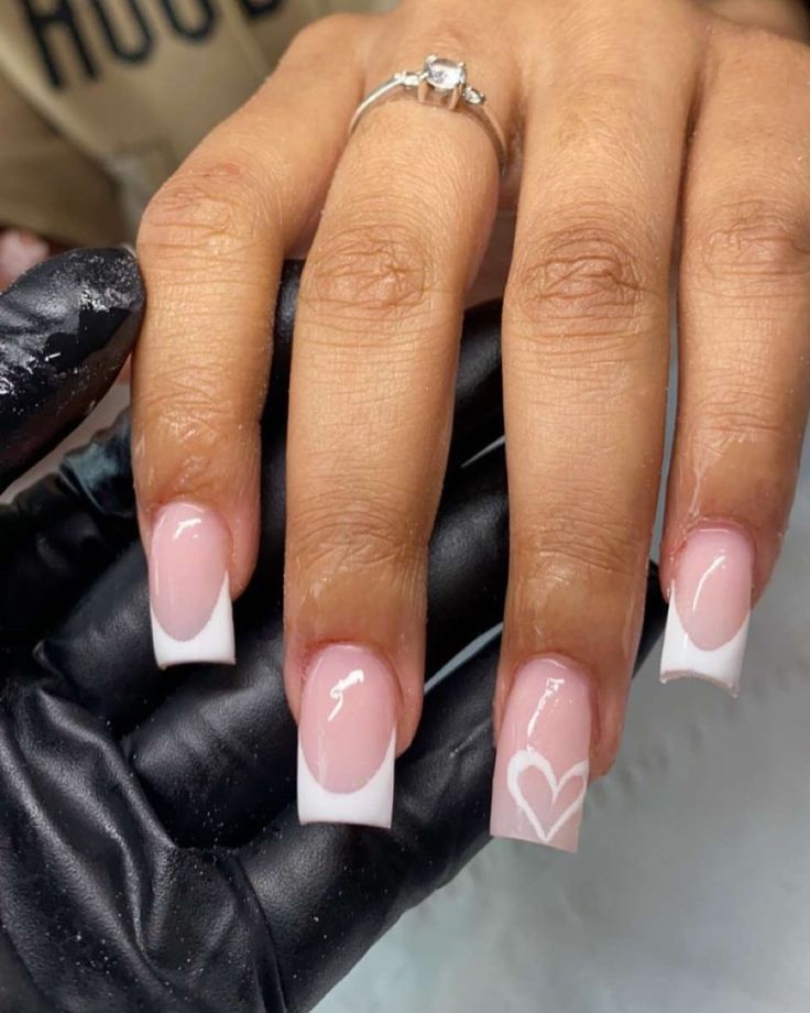 French Tip Acrylic Nails, Her Nails, Classy Acrylic Nails, Short Square Acrylic Nails, Long Square Acrylic Nails, Diy Nail Art, Acrylic Nails Coffin Short, Summer Acrylic Nails, White French