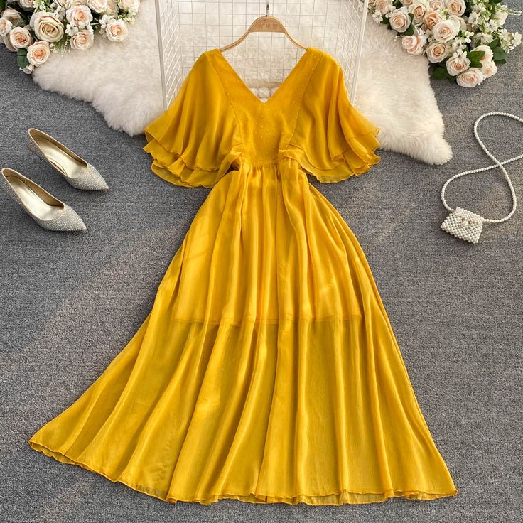 Yellow chiffon A line dress yellow fashion dressFabric: chiffonColor: yellowSize(cm): S, M, L, XL(1inch=2.54cm)S length 124cm bust 88cm wiaist 68cmMlength 125cm bust 92cm wiaist 72cmL length 126cm bust96cm wiaist 76cm&ltp&gtXL length 127cm bust 100cm wiaist 80cm&lt/p&gt&ltbr/&gt&ltp&gtPlease check the size carefully when you choose items.&lt/p&gt&ltbr/&gt&ltp&gtFor more pictures of the dress, please contact us, thank you.&lt/p&gt&ltbr/&gt Solid Color Chiffon Beach Dress, Solid V-neck Chiffon Dress For Summer, Solid V-neck Chiffon Summer Dress, Chiffon A-line Sundress Midi Dress, Yellow Chiffon V-neck Maxi Dress, Yellow Party Dress Solid Color, Chic Yellow Chiffon Dress, Flowy A-line Chiffon Dress For Summer, Yellow Solid Color Party Dress