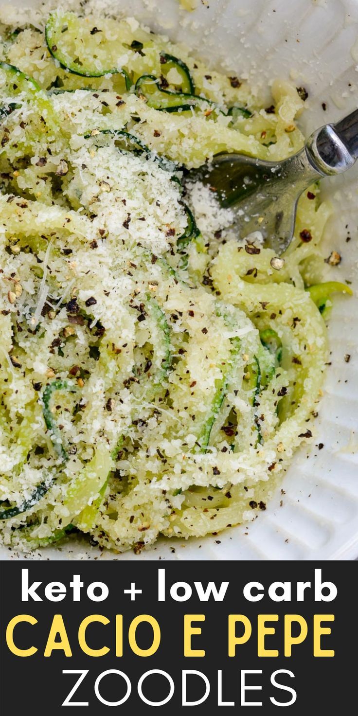 Cacio e Pepe Zoodles are a quick and easy, low carb spin on an Italian classic! Buttery zucchini noodles are tossed with freshly grated cheese and loads of pepper for the perfect keto-friendly meal! Low Carb Zucchini Recipes, Carb Side Dishes, Best Healthy Dinner Recipes, Low Carb Side, Easy Keto Meal Plan, The Best Keto Recipes, Keto Meal Plans, Vegetable Side Dishes Recipes, Low Carb Zucchini