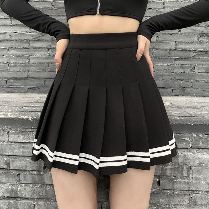 Rags n Rituals 'Deadly Delight' Black skirt with white stripes at $24.99 USD Vintage Clothing Styles, Goth Skirt, Grunge Skirt, Gothic Skirt, Short Pollera, Dark Clothes, Skirt Y2k, Black Pleated Skirt, Patchwork Skirt