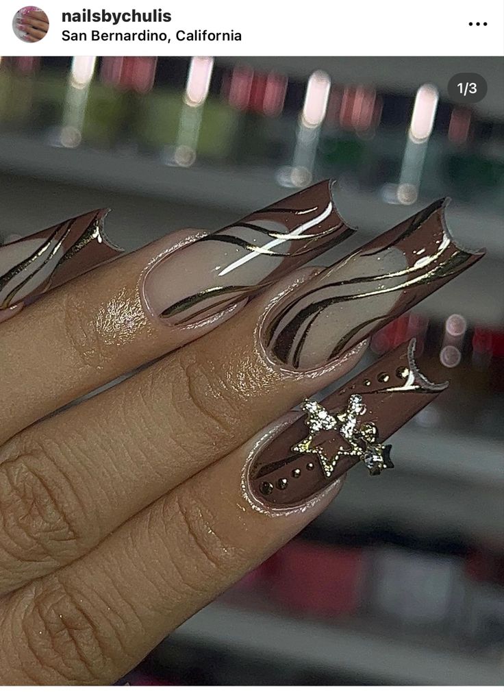 Brown And Silver Nail Designs, Silver And Brown Nails, Brown And Gold Nail Art, Brown Grunge Nails, Brown And Silver Nails, Brown Nails With Gems, Dark Brown Nails Designs, Brown French Tip, Bronze Nails