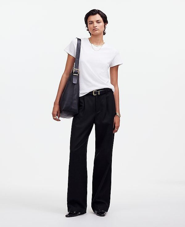 Slouchy Straight Pants in Drapey Twill | Madewell Womens Black Trousers, Office Outfit Inspiration, Office Wear Outfit, Relaxed Chic, Mom Wardrobe, Fashion Capsule Wardrobe, Slack Pants, Black Slacks, Community Development