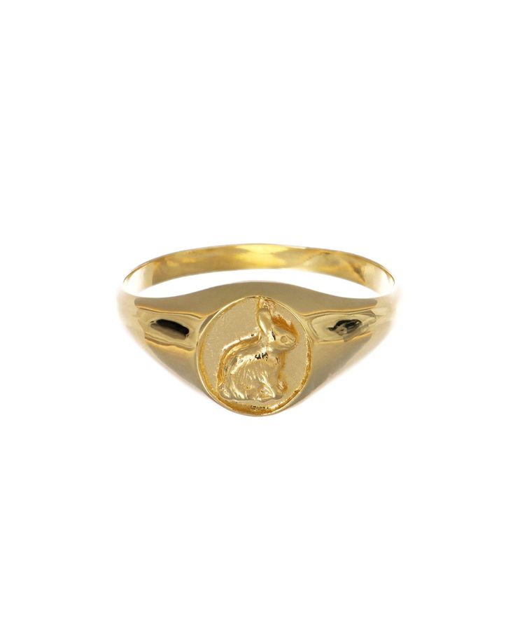 Rabbit Cameo Signet Ring. Size 7; 10x8mm cameo, 18k yellow gold, made in England. By... Gold Round Cameo Signet Ring, Gold Oval Cameo Signet Ring, 14k Yellow Gold Signet Ring With Intaglio, Formal Cameo Signet Ring, Fine Jewelry Yellow Gold Signet Ring With Intaglio, 14k Gold Signet Ring With Intaglio, Gold Signet Ring With Intaglio In Fine Jewelry Style, Oval Yellow Gold Signet Ring With Intaglio, Classic Gold Cameo Signet Ring