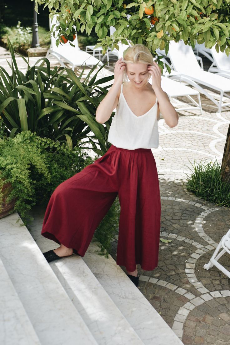 Clementine Burgundy Red Trousers Culottes Linen Culottes - Etsy Wide Linen Pants, Linen Culottes, Red Trousers, Pants Linen, Summer Capsule, Hijab Outfits, Womens Trousers, Pants Summer, Top Sewing Pattern