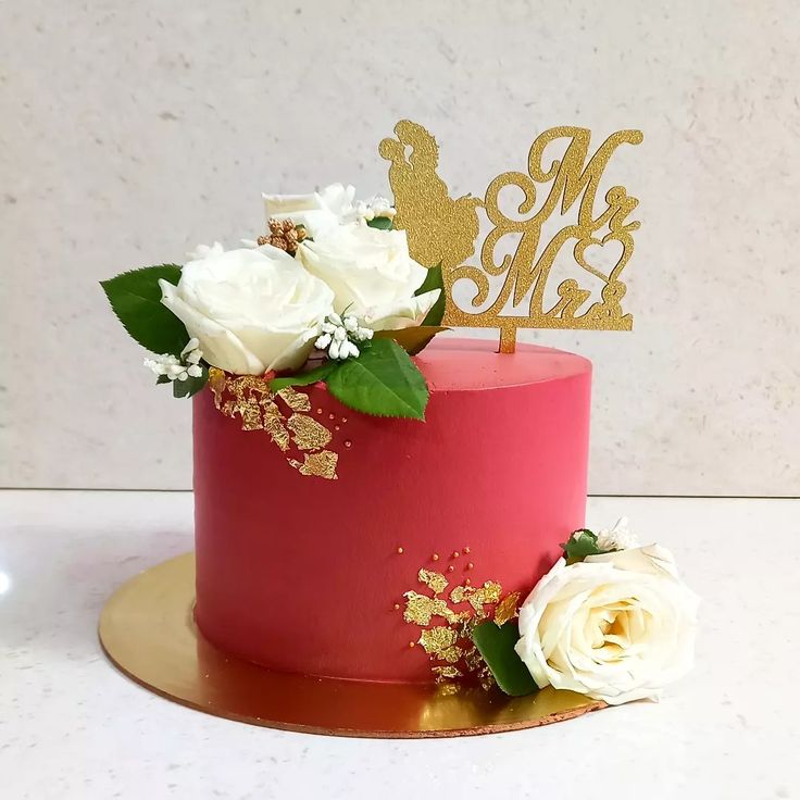 Red & white floral wedding cake White Forest Cake Designs, White Forest Cake, Tall Cake, Riverdale Cheryl, Tall Cakes, Floral Wedding Cake, White Forest, Forest Cake, Elegant Cakes