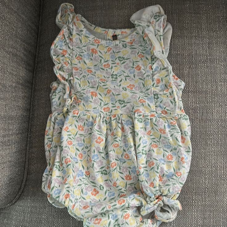 Babygap, 3-6mo. Never Worn, Button In Back As Pictured Casual Cotton Onesie By Gap, Gap Casual Onesie For Spring, Casual Gap Cotton Onesie, Gap Casual Spring Onesie, Gap Casual Cotton Onesie, Cotton Spring Onesie From Gap, Gap Cotton Onesie For Spring, Casual Floral Print Bubble Romper For Playtime, Baby Girl Floral Romper