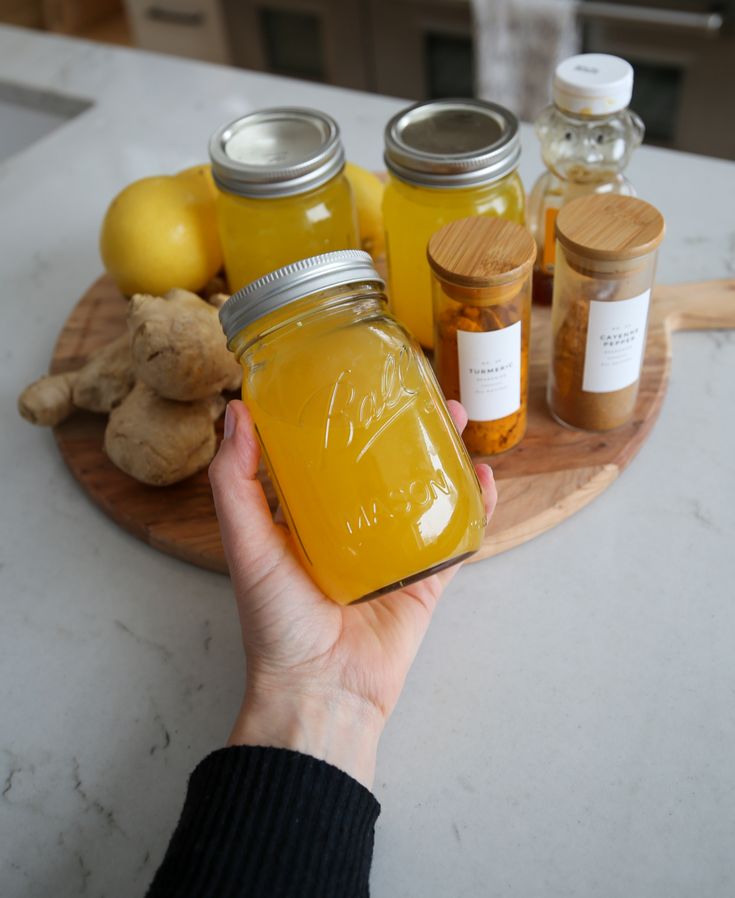 Natural Lemon Ginger Cold Remedy Tea - SBK Living Cold Remedy Tea, Lemon Ginger Tea, Ginger Lemon Tea, For Sore Throat, Ginger Tea Recipe, Cold Remedy, Tea For Colds, Sick Remedies, Cold Sores Remedies