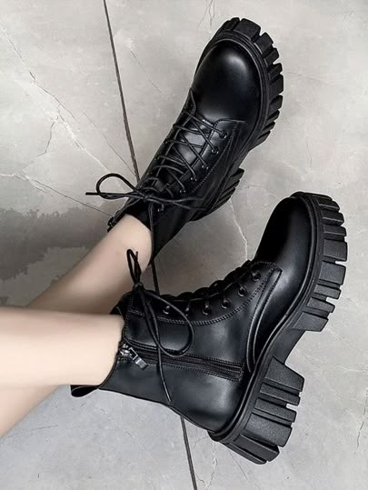 Heel Combat Boots, Platform Combat Boots, Goth Shoes, Chunky Heels Casual, Kawaii Shoes, Black Combat Boots, Cute Sneakers, Shoes Boots Ankle, Chunky Heels Boots