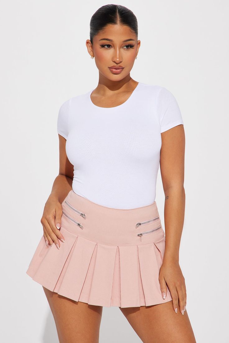 Available In Black, White, Taupe, And Coral. Crew Neck Bodysuit Short Sleeve Double Layered Stretch Final Sale 60% Cotton 35% Rayon 5% Spandex Imported | Samara Double Layered Bodysuit in White size Large by Fashion Nova Bodysuit Short Sleeve, Body Suit With Shorts, Samara, Basic Tops, White Fashion, Double Layer, Fashion Nova, Final Sale, Coral