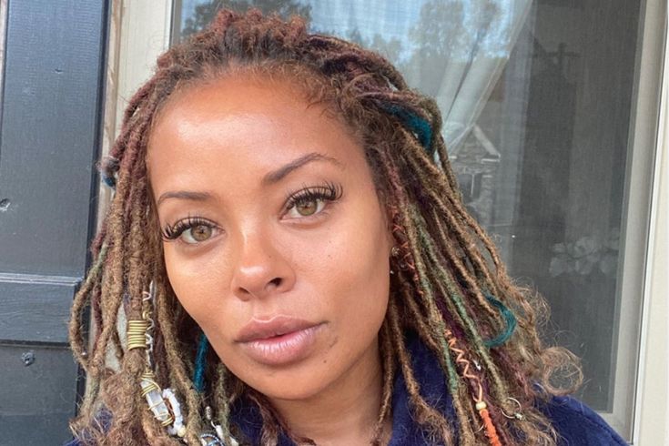 17 Beautiful Braided Bobs From Instagram You Need To Give A Try New Locs, Brown Dreadlocks, Eva Marcille, Platinum Blonde Pixie, Natural Hair Movement, Loc Hairstyles, Bohemian Hairstyles, Blonde Pixie Cuts, Locs Hairstyles