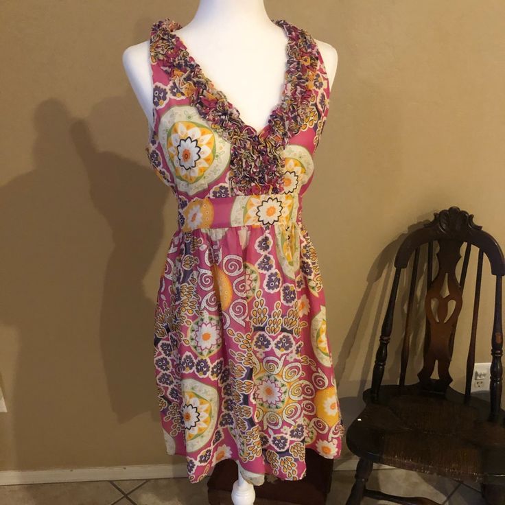 Nwt Floral Dress Super Fun! Smoke Free And Pet Free Home 53 Cheap Zara Floral Print Dresses, Pink Black, Floral Dress, Colorful Dresses, Black Pink, Midi Dress, Womens Dresses, Pet, Floral