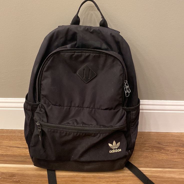 Adidas Black Backpack, Adidas School Backpacks, Black Nike School Bag, Adidas Bags Schools, Black Bookbag Aesthetic, Cheap Backpacks For School, Adidas Backpacks For School, Bags For School Black, Adidas School Bags