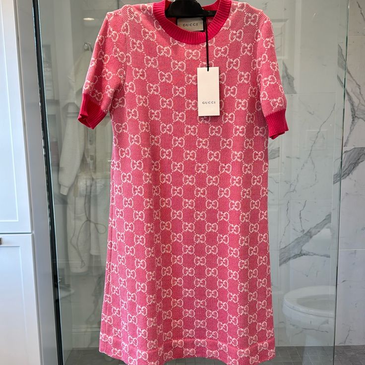 Authentic, Brand New With Tags Gucci Pink Knit Dress. Size Small In Women's, Stretchy And Comfortable! Gucci Sweater Dress, Gucci Womens Dress, Cucci Dresses, Pink Knit Dress, Gucci Dresses, Gucci Pink, Pink Knit, Knit Dress, Pink Dress