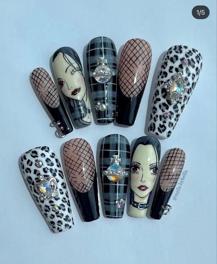 Goth Nail Salon, Nana Inspired Nails, Manga Nails, Anime Nails Art, Nana Nails, Nails Pearl, Anime Nail, Anime Nana, Anime Show