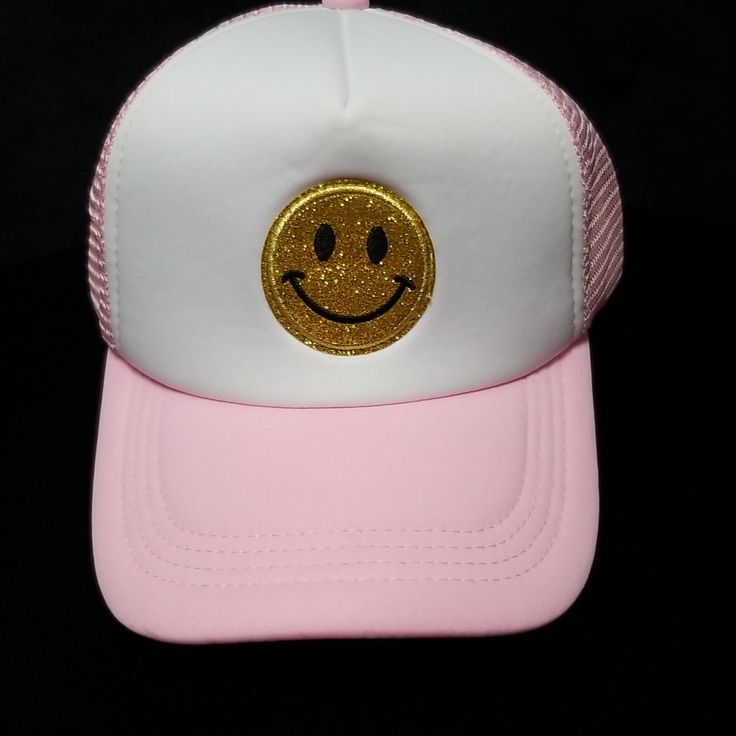 Sparkly Smiley Face Emoji Pink & White Trucker Hat With Snap Back. Never Worn. Very Clean Cute Hat. White Snapback Mini Hats For Spring, Playful White Trucker Hat For Spring, White Bucket Mini Hat One Size, Summer Smiley Face Cap, White Bucket Hat Mini Size, Summer Baseball Cap With Smiley Face, Fun White Snapback Mini Hats, Adjustable Smiley Face Baseball Cap For Summer, Fun White Trucker Hat With Short Brim