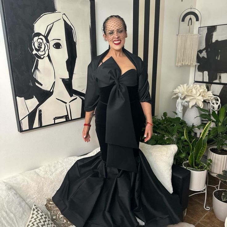 Stretch, You Will Feel Like A Queen In This Dress Plus Size Gowns, Black Velvet Dress, Dresses Elegant, Badgley Mischka, Velvet Dress, Black Velvet, Fashion Ideas, Feel Like, Size 10