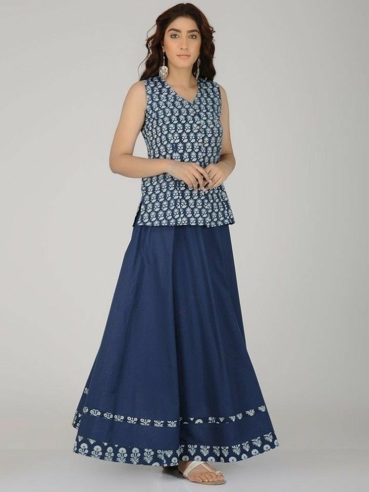 Long Skirt Top Designs, Kurta Pattern, Garden Party Outfit, Long Skirt And Top, Kalamkari Dresses, Ideas For Garden, Lehenga Blouse Designs, Ikat Dress, Designer Kurti Patterns