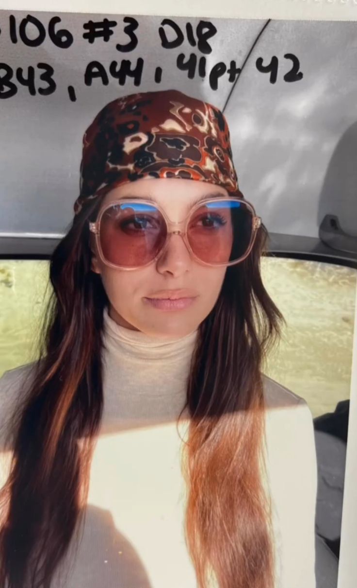 Camila Morrone Daisy Jones, 70s Inspired Outfits, 70s Sunglasses, Kaptan Jack Sparrow, Daisy Jones And The Six, Abercrombie Girls, My Camera Roll, Camila Morrone, 70s Inspired Fashion