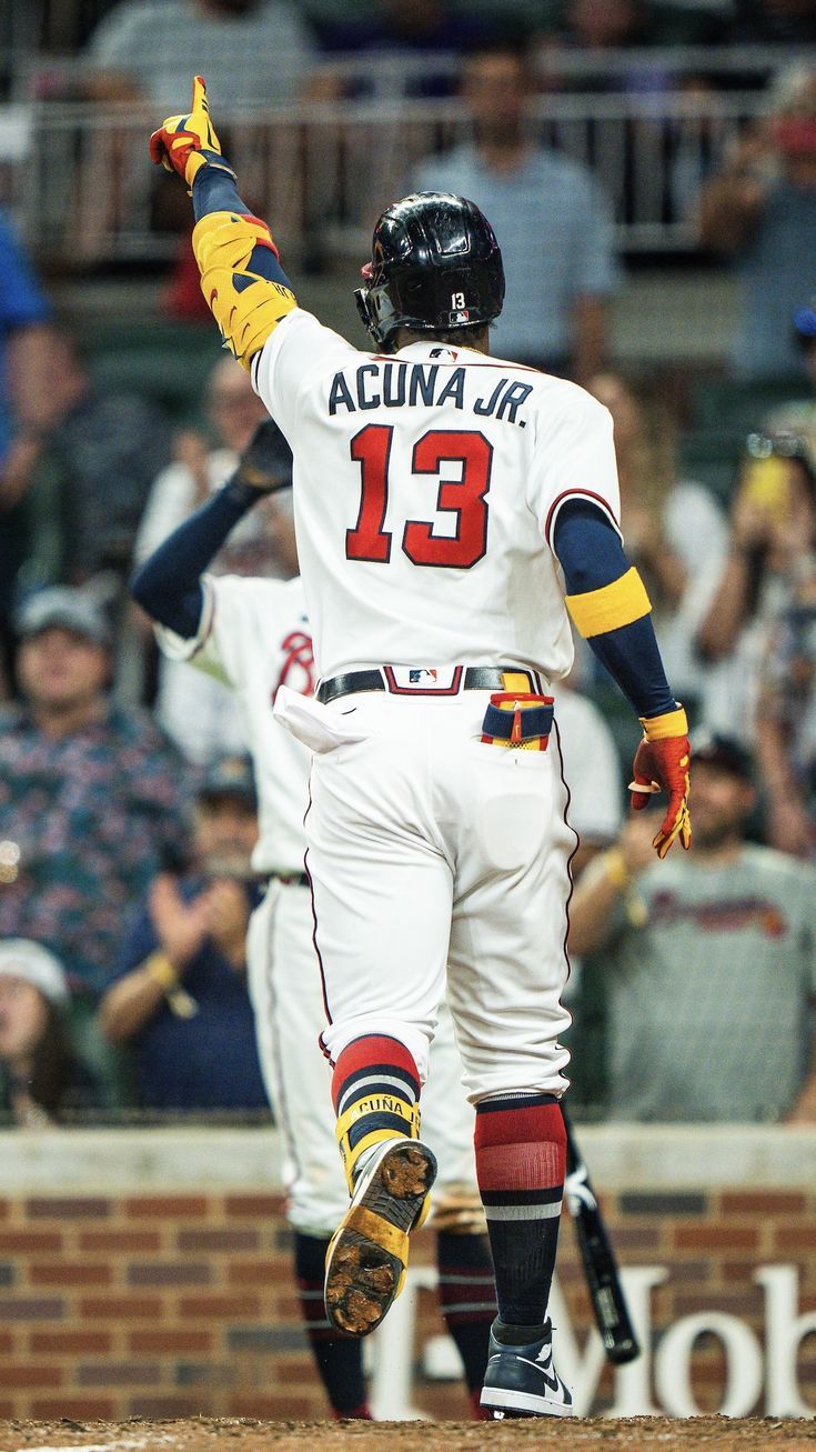 Ronald Acuña Jr. points to the outfield after going mammo. Atlanta Braves Tattoo, Atlanta Braves Wallpaper, Brave Wallpaper, Be Brave Tattoo, Batting Order, Baseball Wallpaper, Mlb Wallpaper, Baseball Photography, José Altuve