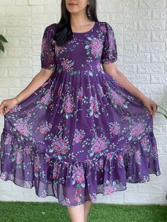 Printed Long Frocks, Dresses Ideas For Women, Frock Models, Simple Frock Design, Long Frock Designs, Long Gown Design, Simple Frocks, Lehenga Designs Simple, Anarkali Dress Pattern