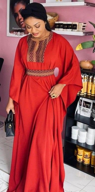 Soie Wax Model, Boubou Dresses, Boubou Styles For Women, Fashion Work Outfit, Coral Maxi Dresses, Long African Dresses, Ankara Dress Styles, African Wear Dresses, African Inspired Clothing