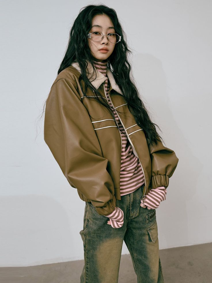 MODEL: 174cm/47kg Wearing size S





shoulder width
Length
bust
Sleeve Length


S
49cm
61.5cm
120.5cm
61.5cm


M
50cm
62.5cm
124.5cm
62.5cm Chic Long Sleeve Outerwear With Padded Collar, Chic Leather Jacket With Padded Collar, Spring Streetwear Outerwear With Padded Collar, Brown Long Sleeve Outerwear With Padded Collar, Spring Leather Jacket With Padded Collar, Spring Collared Leather Jacket With Padded Collar, Chic Spring Outerwear With Padded Collar, Khaki Outerwear With Padded Collar For Work, Spring Outerwear With Padded Collar