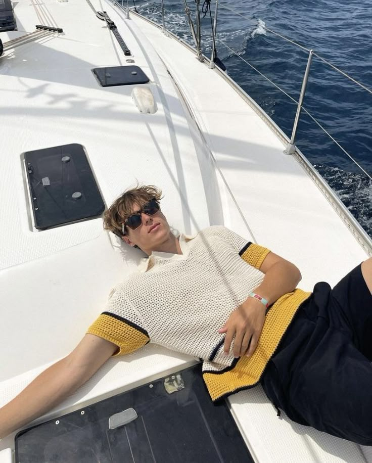 Callahan Kane, You're Losing Me, Vacation Outfits Men, Super Rich Kids, Men Stylish Dress, Foto Ideas Instagram, Old Money Aesthetic, Summer Boy, Looks Style