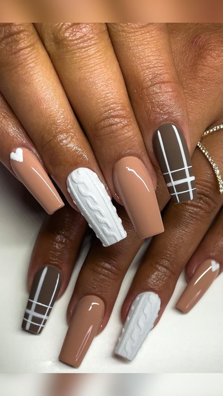 Nails For Baddies, Nails Types, Summer Nails Art Designs, Brown Acrylic Nails, Sweater Nails, Acrylic Nails Coffin Short, Brown Nails, Square Acrylic Nails, Fire Nails