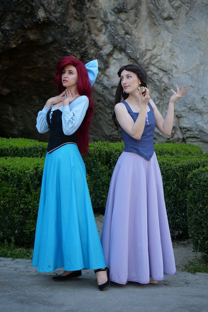 Ariel And Vanessa Halloween Costume, Ariel Village Dress, Ariel Cosplay Dress, Ariel And Ursula Costume, Ariel And Vanessa Costume, Ariel Inspired Outfit, Vanessa Little Mermaid Costume, Disney Cosplay Women, Ariel And Vanessa