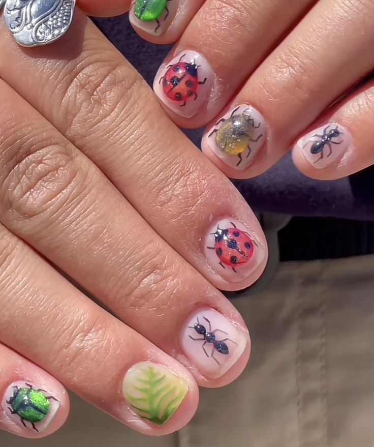 Nail Ideas Green Short, Colorful Nail Art Ideas, Insect Nails Art Designs, Twee Style Nails, Bugs Nail Art, Bug Nails Acrylic, Nature Nail Ideas, Wacky Nail Designs, Weird Girl Nails