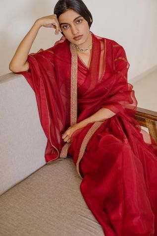 Shop for Nishar Ahmed Red Silk Organza Saree With Blouse for Women Online at Aza Fashions Organza Saree With Blouse, Red Silk Saree, Gota Patti Saree, Simple Sarees, Saree For Women, Traditional Indian Outfits, Wedding Saree Indian, Embroidered Border, Red Saree