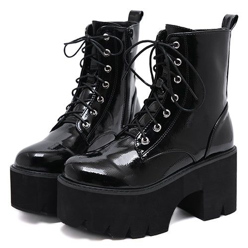 Product category: Martin bootsApplicable age: adultUpper Material: Artificial PUApplicable gender: femaleStyle: BritishMaterial inside the boot shaft: microfiberColour: BlackSizes: 35, 36, 37, 38, 39, 40 Ouma 34 35 36 37 38 39 40 Domestic code 220 225 230 235 240 245 250 Foot length (mm) 219-221 224-226 229-231 234-236 239-241 244-246 249-251 Foot width (mm) 80 80-85 85 85-90 90 90-95 95 1. Asian sizes are 1 to 2 sizes smaller than European and American people. Choose the larger size if your siz Autumn Boots, Chunky Wedges, Goth Shoes, Gothic Boots, Leather High Heel Boots, Dr Shoes, Boots Cowboy, Platform Ankle Boots, Leather High Heels