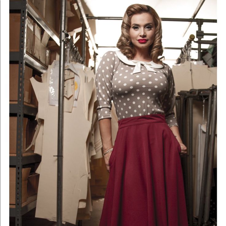 Size Medium Waist: 27 Length: 25” Material: 80% Polyester, 15% Rayon, 5% Spandex Machine Wash Cold; Hang Dry Made In The Usa Holiday Warehouse, Pinup Skirt, Fashion Diary, Fashion Events, Skirts Midi High Waisted, Skirt Patterns Sewing, Vintage Inspired Outfits, Black High Waist, Fashion Event