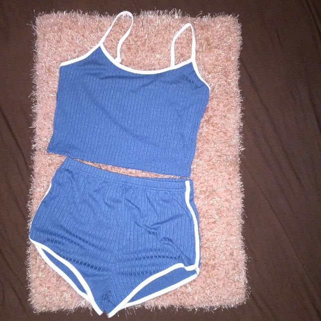 Cropped Top Shorts Loungewear Sleepwear Intimate Comfortable Breathable Soft Sexy Feminine Fashionable Cool Comfortable Blue Lounging Set, Blue Stretch Sleepwear For Relaxation, Blue Stretch Sleepwear Sets, Blue Stretch Sleepwear, Blue Stretch Sleepwear For Summer, Blue Short Sleepwear For Lounging, Blue Stretch Summer Sleepwear, Blue Athleisure Sets For Summer, Blue Sleeveless Loungewear Set