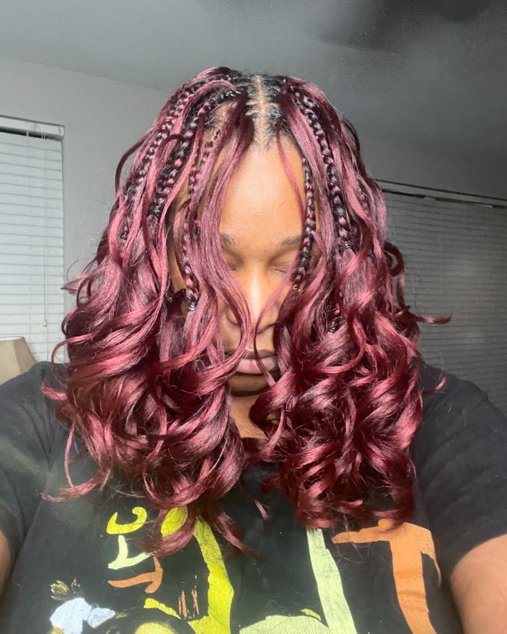 Panache 🤌🏾 😍🔥…Knotless French Curl Bob… On the one and only Shone K The Braider 💋 . . @styles_by_sarai on pre-parting my hair 🫶🏾 @zuryhollywood : Color-SOM BURGUNDY 🙌🏾 . . . #jaxbraider #frenchcurlsbraids #frenchcurlbraids #duvalbraider #jacksonvillebraider #904braids #duvalbraids #knotlessboxbraids #shortbraids #zury #zuryhollywood #zuryhair Pre Parting, Curl Bob, French Curls, Latest Hair Braids, Curled Bob, 4 Braids, French Curl, Bob Braids, Braided Styles