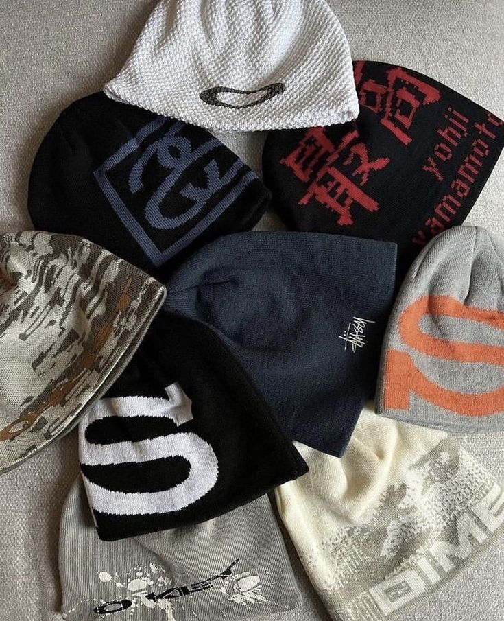 Caps Aesthetic, Streetwear Hats, Beanie Fits, Beanie Outfit, Outfits Streetwear, Beanie Style, Y2k Outfits, Winter Fits, Cool Fits