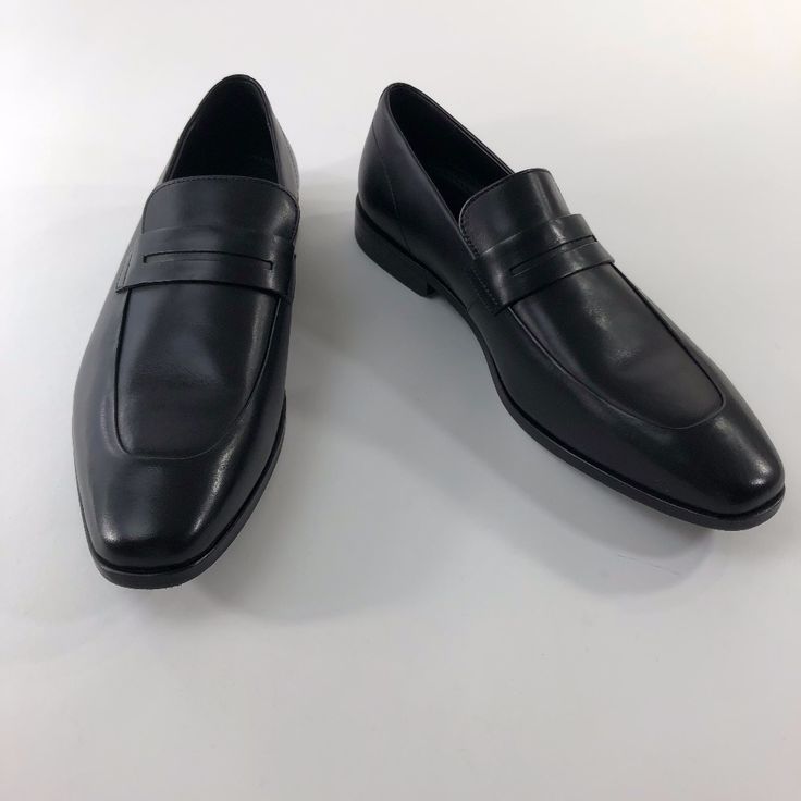 Nwot Boss Highline Black Leather Loafers, Perfect Condition, Never Worn, No Box Or Tags Fitted Round Toe Moccasins For Office, Office Moccasins With Round Toe, Office Fitted Round Toe Moccasins, Fitted Leather Moccasins For Semi-formal Occasions, Formal Fitted Leather Slip-ons, Business Moccasins With Almond Toe, Business Wingtip Moccasins, Fitted Leather Loafers For Galas, Formal Wingtip Fitted Moccasins