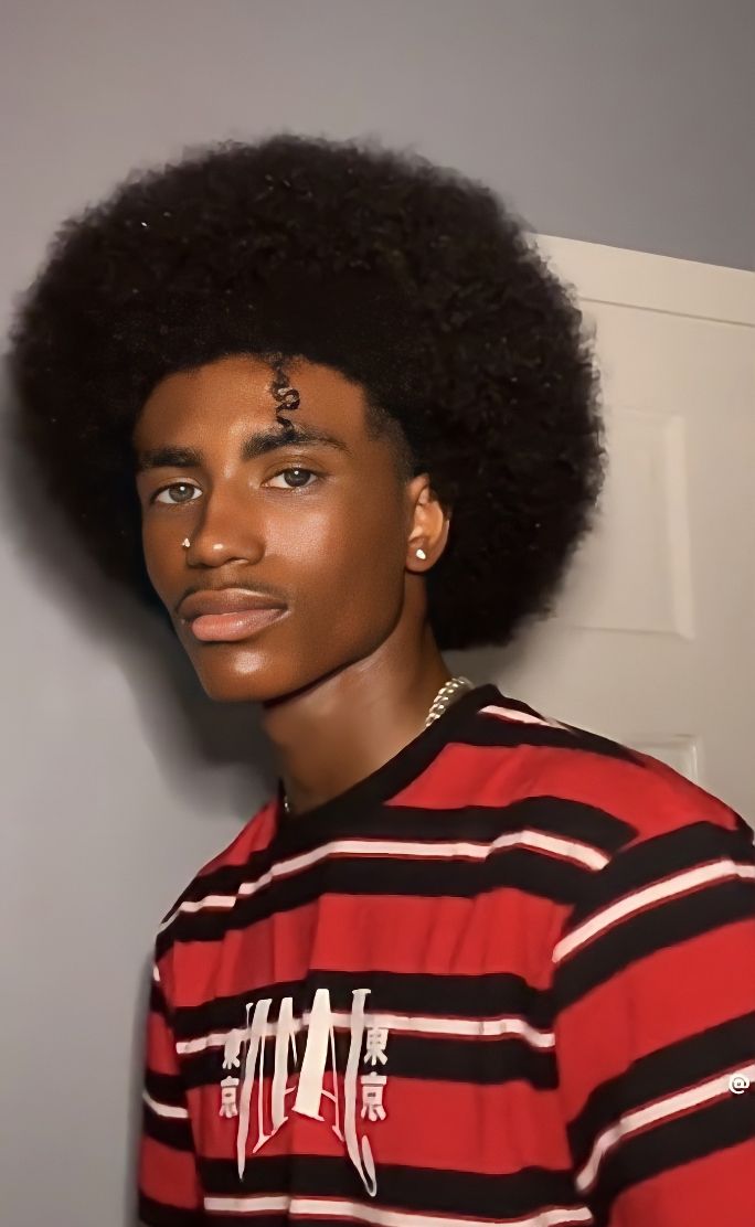 Afro Drawing Reference Male, Black Afro Hairstyles Men, Afro Male Hairstyles, Afro Men Aesthetic, 4c Men Hair, Black Man Afro Hairstyles, 4c Natural Hair Men, Black Men Straight Hair, Afro Punk Fashion Men