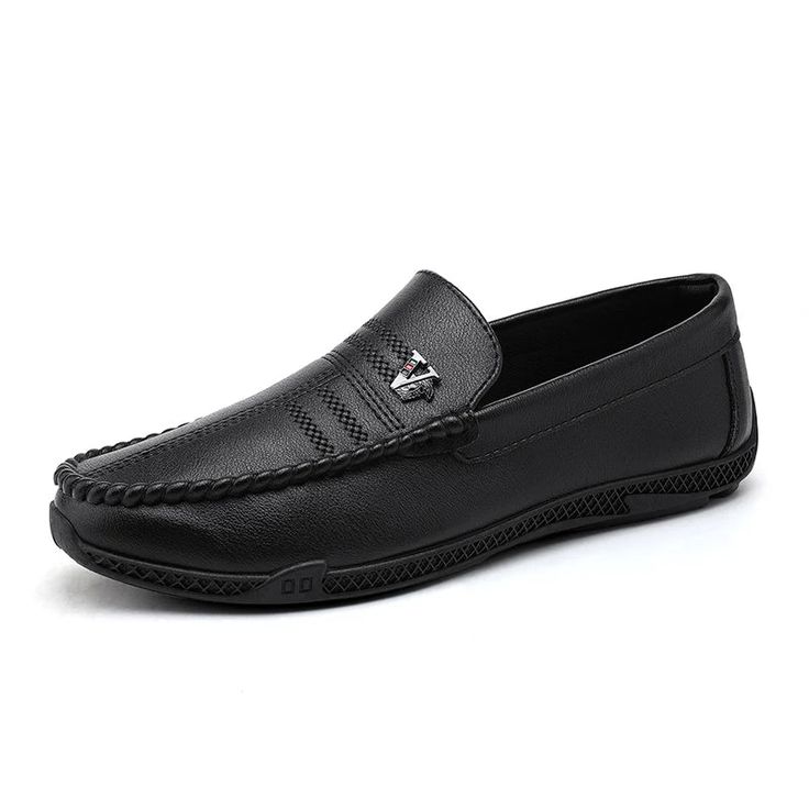 White Leather Men Casual Loafers Step out in style with these white leather men's casual loafers. Crafted for comfort and sophistication, these loafers feature a sleek and versatile design, making them perfect for both casual and semi-formal occasions. The supple white leather adds a touch of elegance, while the slip-on style ensures convenience. Whether you're heading to a brunch or a casual day out, these loafers effortlessly elevate your fashion game. SPECIFICATIONS Shoes Type: Loafers Season Casual Moc Toe Loafers For Office, Casual Business Loafers With Textured Sole, Casual Business Slip-on Boat Shoes, Casual Flat Heel Loafers For Business, Casual Slip-on Loafers For Business, Casual Business Slip-on Loafers, Spring Business Leather Boat Shoes, Casual Boat Shoes For Business With Moc Toe, Casual Slip-on Boat Shoes For Business