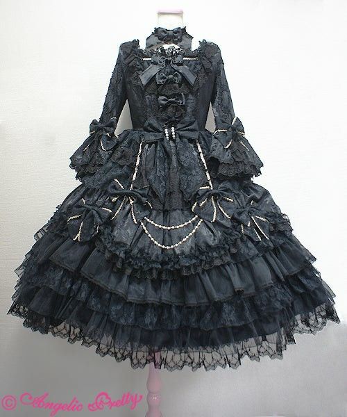 Lolita Outfits, Old Fashion Dresses, Gothic Outfits, Harajuku Fashion, Cosplay Outfits, Lolita Dress, Gothic Lolita, Visual Kei, Lolita Fashion