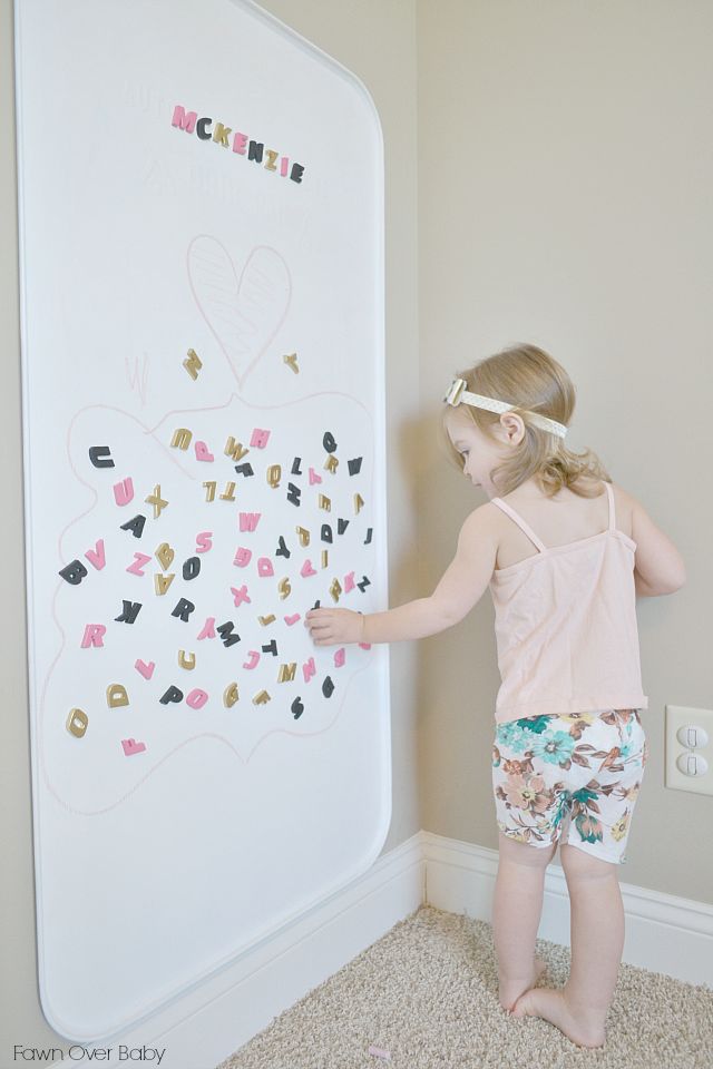 Diy Playroom, Basement Playroom, Girls Playroom, Magnetic Chalkboard, Magnet Board, Cute Diy Room Decor, Toy Rooms, Baby Diy, Magnetic Board