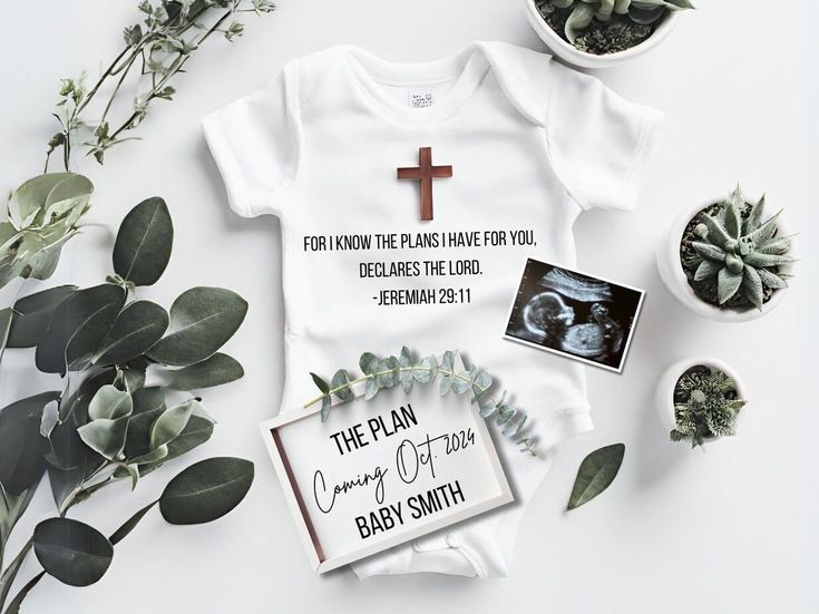 👶🙏 Embrace the promise of new beginnings with our "For I know the plans I have for you" Bible verse Christian Baby Minimal Gender Neutral Digital Pregnancy Announcement! 🌟✨ Celebrate the miracle of life with a touch of faith and elegance. Our gender-neutral design features the timeless words from Jeremiah 29:11, serving as a heartfelt reminder of God's loving plans for your growing family. Key Features: 🌿 Minimalist Design: Our clean and simple design puts the focus on the beautiful message Bible Verse Minimalist, Neutral Baby Announcement, Grandparent Pregnancy Announcement, Natural Pregnancy, Child Loss, Life Group, Baby Announcements, I Know The Plans, Message Of Hope