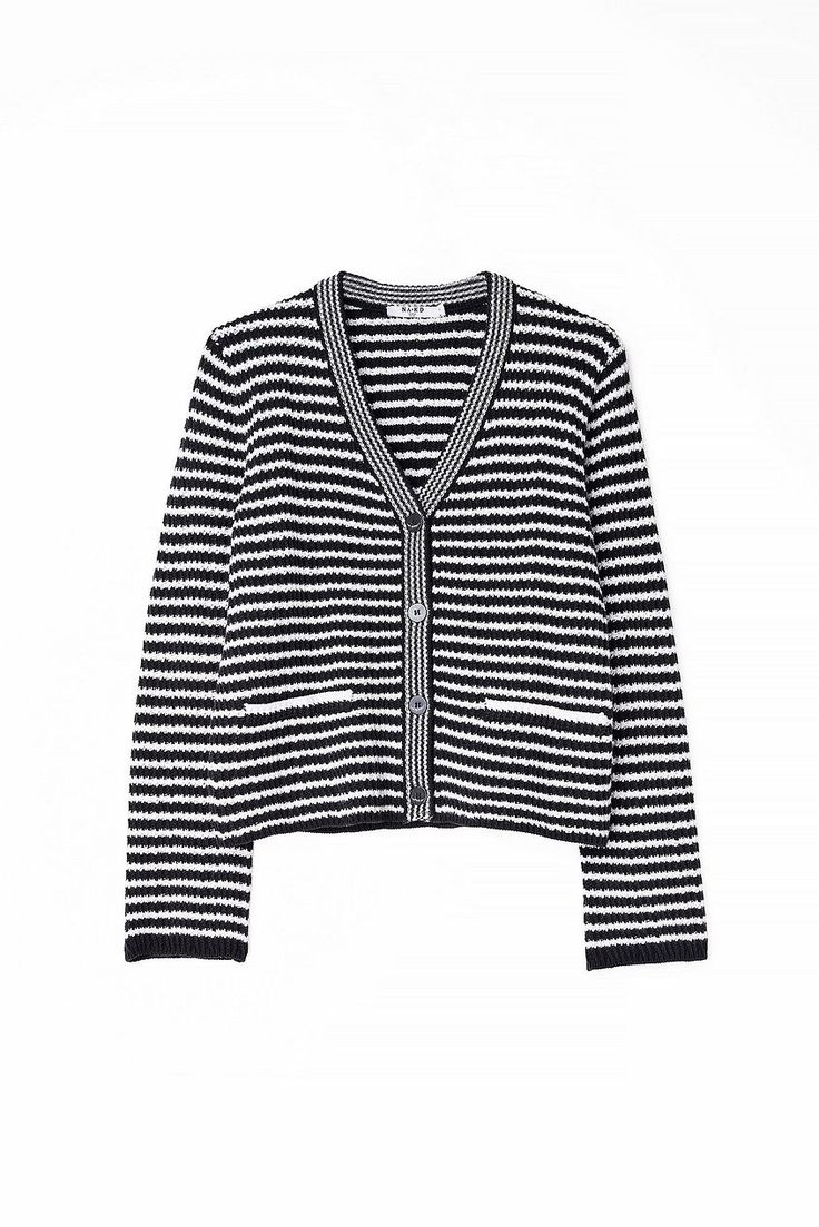 Oversized Striped Knitted Cardigan Stripe | NA-KD Casual Oversized Striped Cardigan, Striped V-neck Cardigan For Winter, Striped Long Sleeve Cotton Cardigan, Oversized Striped Long Sleeve Cardigan, Luxury Striped Winter Cardigan, Knitted Cardigan, Na Kd, V Neckline, Future Fashion