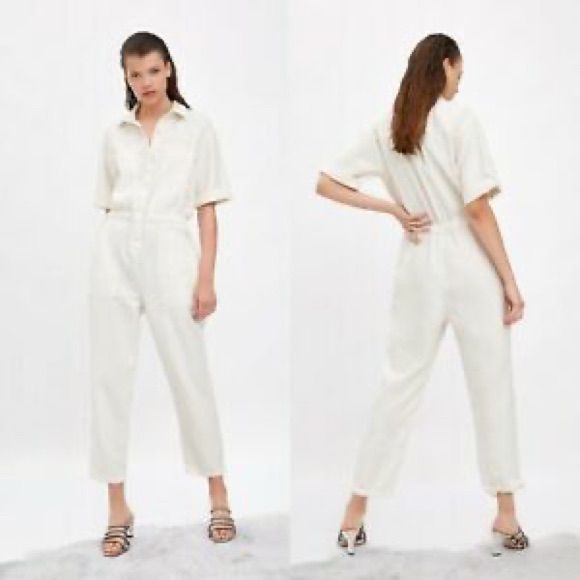 Never Worn Casual White Short Sleeve Jumpsuits And Rompers, White Short Sleeve Jumpsuits And Rompers For Loungewear, Casual White Jumpsuits For Workwear, White Relaxed Fit Jumpsuit For Spring, Zara White Overall Jumpsuits And Rompers, Casual Relaxed Fit Zara Jumpsuits And Rompers, Casual Zara Jumpsuits And Rompers With Relaxed Fit, Casual Relaxed Fit Jumpsuits And Rompers By Zara, Fitted White Zara Jumpsuit And Romper