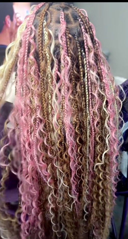 Goddess Braids Color Ideas, Light Brown And Pink Box Braids, Boho Braid Hairstyle Ideas, Pale Pink Braids, Chain Braids Black Hair, Pink Brown Blonde Braids, Cute Braids With Color, Neopolitan Braids With Curls, Boho Braids Color Ideas