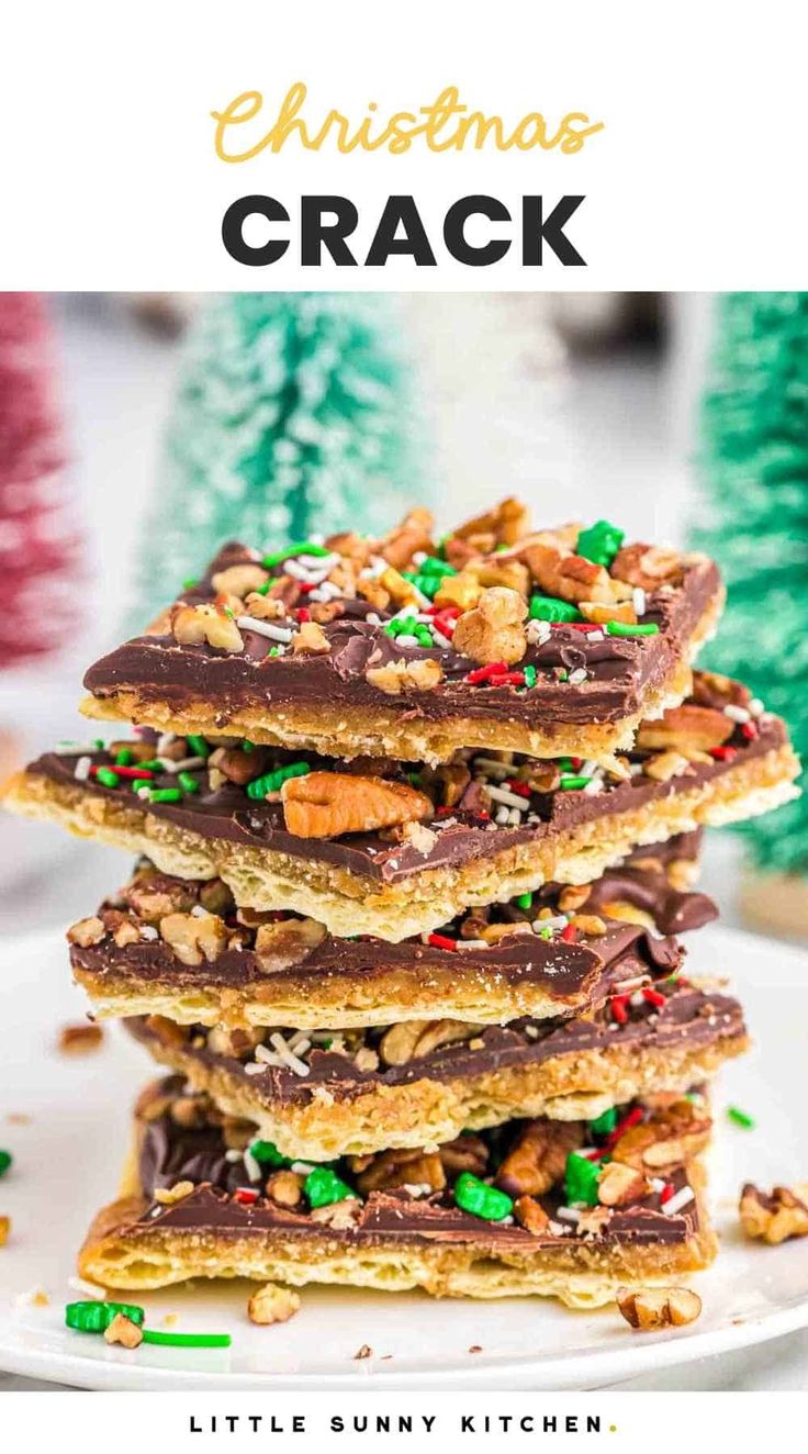 Christmas Crackcrack, Brownie Dip, Apple Desert, Cookies 2023, Saltine Toffee, Little Sunny Kitchen, Christmas Candy Homemade, Toffee Chocolate, Holidays Recipes